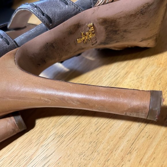 Womens Prada Gray Platform Strappy Leather Heels 38 US/8 * - Picture 14 of 16